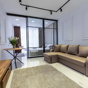 Апартаменты Fashionable Apartments. Smartplaza Metro Minskaya. Obolon, Киев